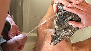 Pee on My Head When I Washed My Hair Plus Blowjob When I Pee