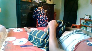 Desi housewife gives a handjob while cleaning the furniture