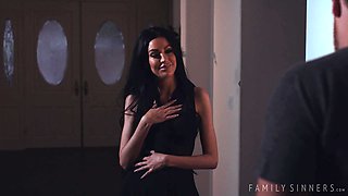 Jamie Michelle is a naughty slut with big tits who loves to get fucked hard.