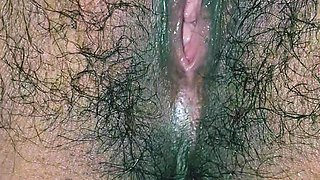 Very Hot Desi Big Boobs Hairy Pussy Bhabhi Inserting Dildo