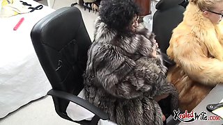 Two chubby ladies are strap-on fucking on live webcam show