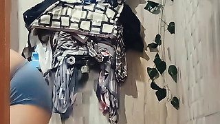 Stepsister Shower Surprise Woman Shows Her Body