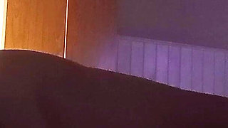 Hijastra Joven Con Su Vagina Peluda Sintiendo La Polla De Papi Hasta Tener Su Orgasmo. Le Encanta Jugar Con Su Padrastro