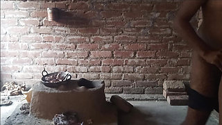 Bihar: Neighbour beaten up from behind while she was cooking