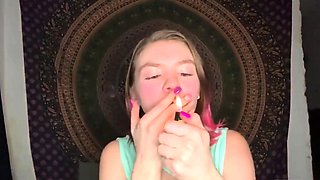 Smoking Weed Brunette Babe Counts Down to Cum
