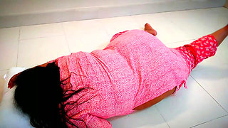 I Fuck My Big Ass Roommate When She Come to Office and Rest on Floor & She Seduces Me by Swinging Her Sexy Body