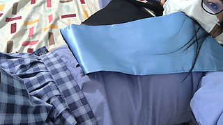 A Recent Economist Graduate Starts Creating Content for Adults