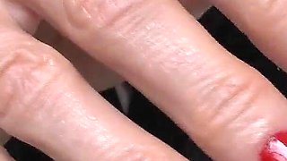 Natural Red Fingernails, JOI Lady Victoria Valente