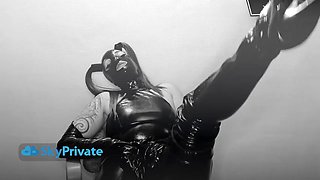 SKYPRIVATE - Unbearable Latex Teasing from Mistress Emily Doomed