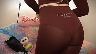 Yoga Pants Addict