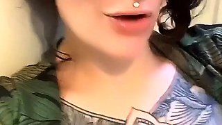 Sexy teen babe fingering her hot pussy in solo masturbation