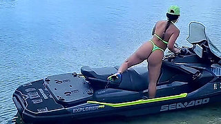 Sucking & Fucking My Jetski Instructor's Dick on the Beach