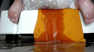 She Make Dirty All the Floor with Big Cum