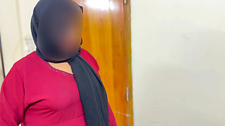 Arabian Beautiful Hotel Maid Cleaning My Room & I See Her Huge Ass & Huge Boobs