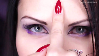 Mesmerizing red nails