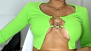Latian Big Boobs Sexy Bitch Masturbation in Camera