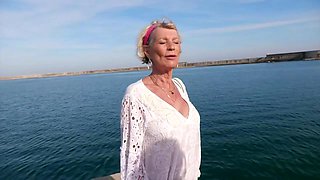 The naughty encounter of Venus, 27, with the seductive Grey… - Jacquie et Michel TV