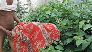 Indian desi hot housewife ki jungle mein fucking sex big Ass