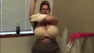 Leann amateur beautiful brunette with big boobs