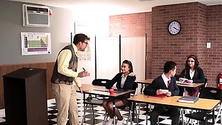 TEAMSKEET - Cute New Girl Nikki Nicole Has Classroom