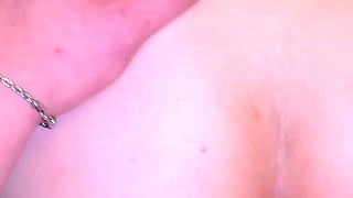 Delivery Girl Agreed to Test My Dick with Her Cunt