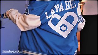 Cheerleader Gets Humbled And Used By Nerdy Roommate