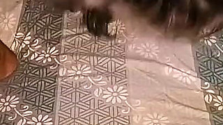 The Younger Brother's Wife Was Given a Necklace by the Elder Brother, Then Fucked Her in Pleasure.