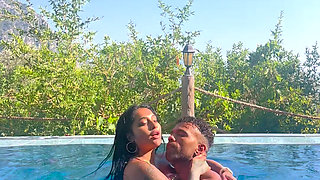 Being Unfaithful to My Husband with the Huge Cock Neighbor in the Pool Yasmina Khan