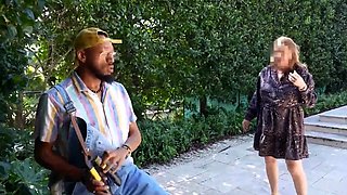 Gardener Fucks Pornstar In Clients Garden - Richh Des