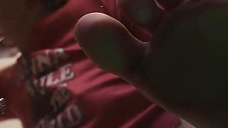 I Know You Want My Tiny Feet