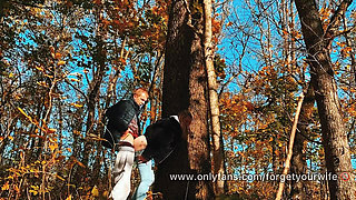 Fucked a Beauty with a Big Ass in the Forest While Walking