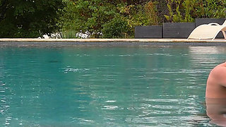 My Darling Fucks Me in the Pool of the Villa!