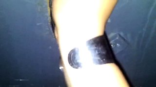 Svenska Hustruns Glory Hole Handjob