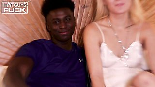 Hot Guys Fuck featuring hottie's casting video