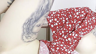 Hard Morning Fuck with Huge Toy