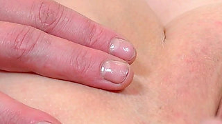 Horny mature woman gets her pussy fingered and gaped