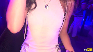Horny Girl Agreed to Have Sex in a Nightclub Toilet