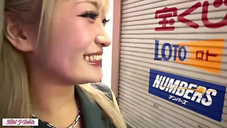 Bold Encounter with a Blonde Gal, Raw Chemistry Erupts Into an Overwhelming Finish