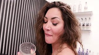 Vittoria Divine Gets Her Holes Destroyed in a Piss-Soaked