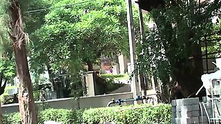 Petite Thai MILF riding in a Tuk Tuk