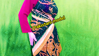 Desi Pakistani married woman wearing saree
