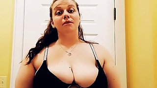 Webcam big booty brunette fucking machine toy hard