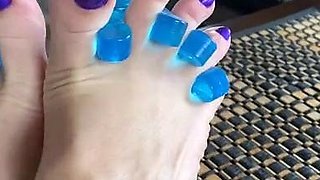 Blonde emo amateur solo masturbation