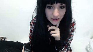 Amateur Webcam Teen Masturbates And Teases