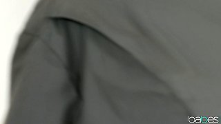 Sarah Vandella's Sizzling Passion in a Wild School Night