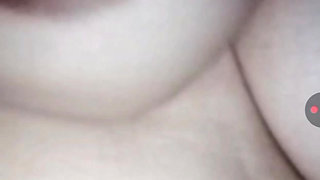 Indiana viral girl sexy big boobs showing in fingering pussy latest video