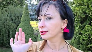 Mature Cougar Wanilianna Outdoor Fetish Picnic Sex on Blanket