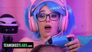 Gamer Girls Leana Lovings & Krissy Knight get their tastey vaginas fucked while frolicking - teamskeet