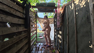 4K Chubby Girl Soaps Big Wet Tits Beside His Huge Cock in Outdoor Shower