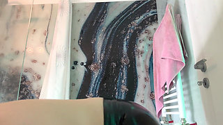 Masturbate in Leather Leggins. Big Butt in Latex